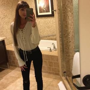 Meet your Posher, Caragh